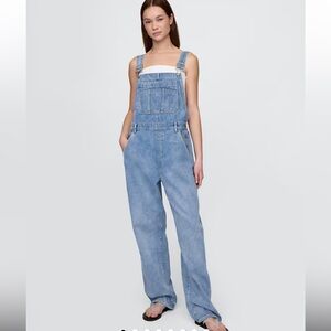 GAP Women's Light Blue Denim Overalls